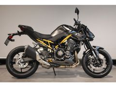 KAWASAKI Z900
