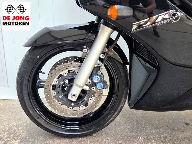 yamaha - fjr-1300