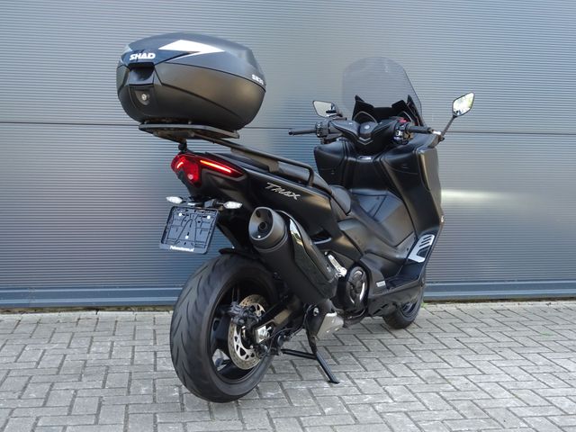 yamaha - tmax-560