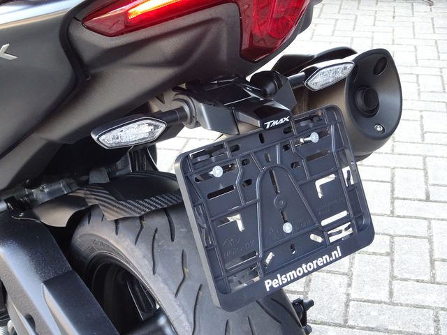 yamaha - tmax-560