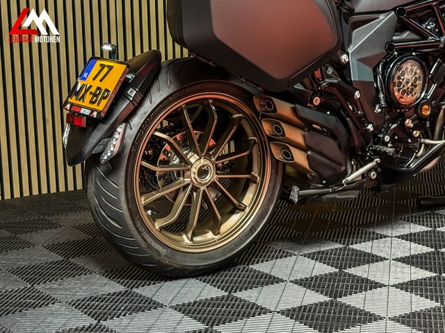 mv-agusta - turismo-veloce--800-lusso-scs