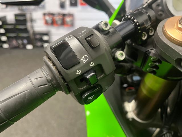 kawasaki - zx-10r-ninja