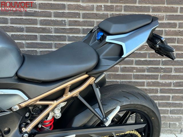 bmw - s-1000-r