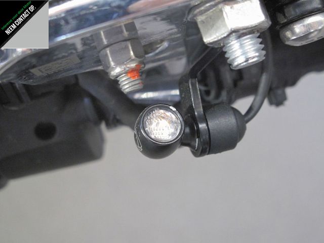 bmw - r-18