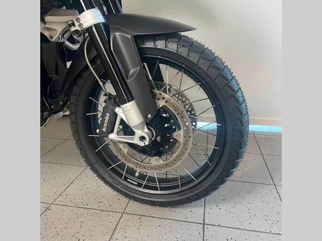 bmw - r-1200-gs-lc-adventure