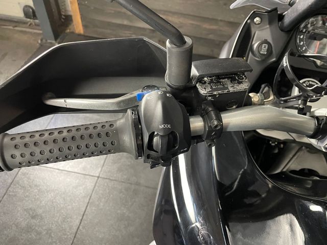 moto-guzzi - stelvio-1200-8v