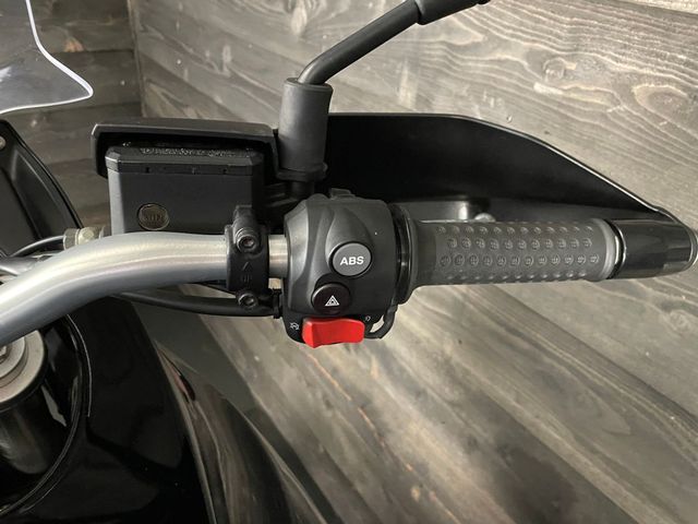 moto-guzzi - stelvio-1200-8v