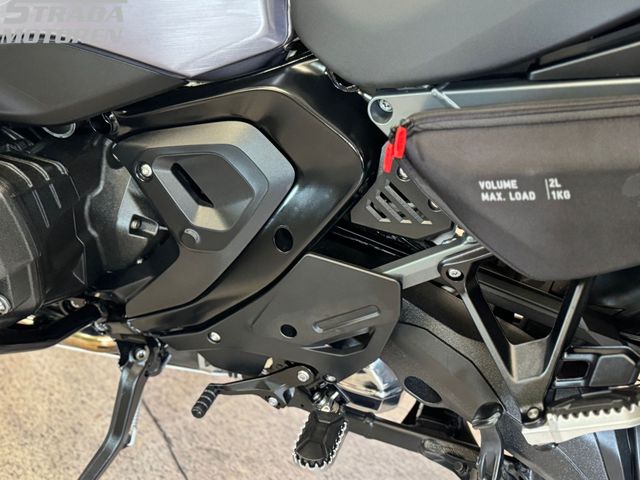 bmw - r-1300-gs-adventure-triple-black