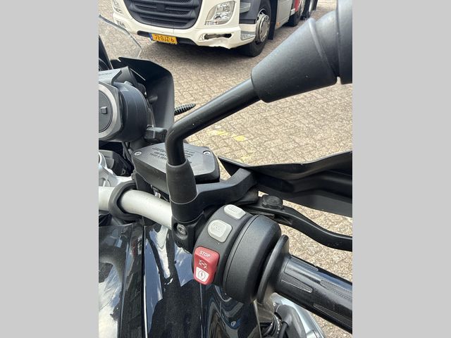 bmw - r-1200-gs-triple-black-edition