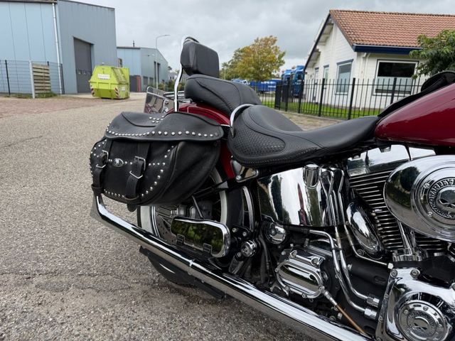 harley-davidson - softail-deluxe-flstn