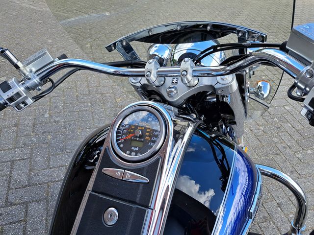 suzuki - c-90-boulevard-1500-lc