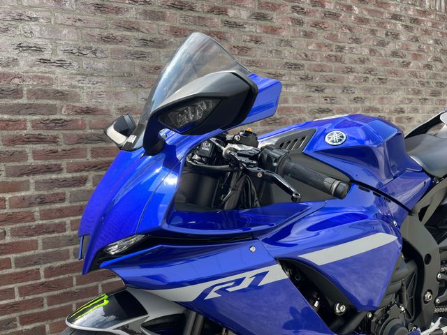 yamaha - yzf-r1
