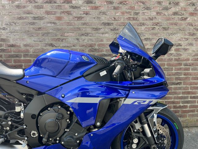 yamaha - yzf-r1