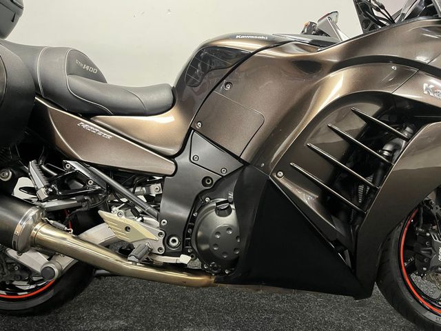 kawasaki - gtr-1400