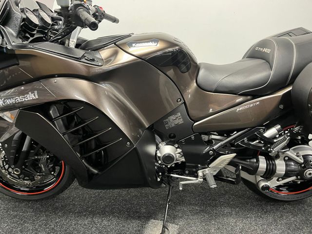 kawasaki - gtr-1400
