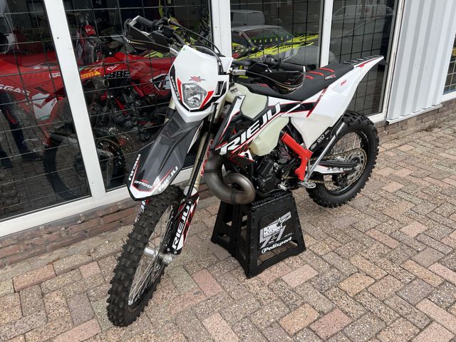 rieju - mr-250-racing