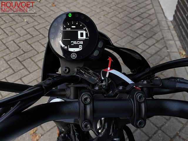 yamaha - xsr-700-abs