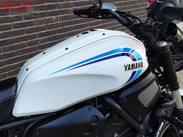 yamaha - xsr-700-abs