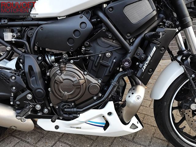 yamaha - xsr-700-abs