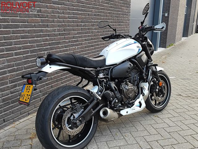 yamaha - xsr-700-abs