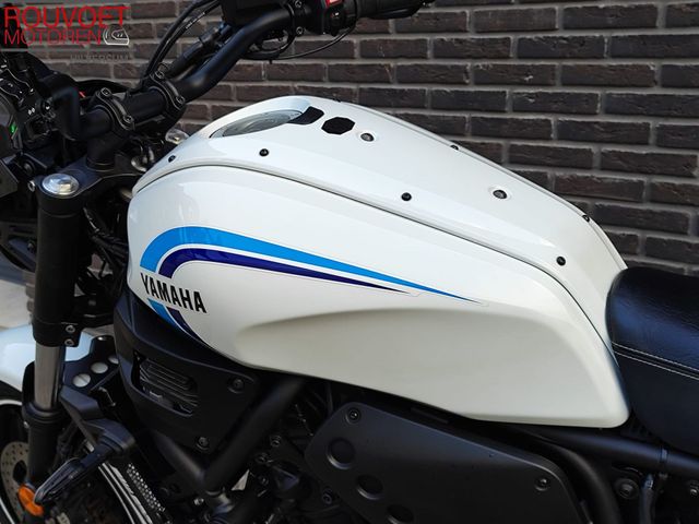 yamaha - xsr-700-abs