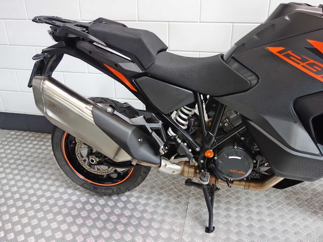 ktm - 1290-super-adventure-s
