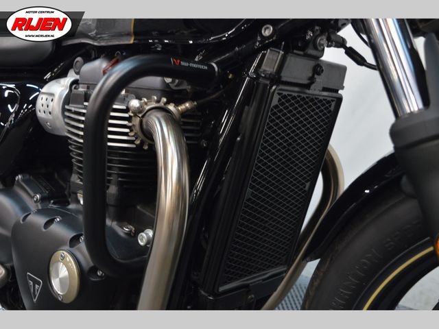triumph - street-cup