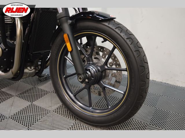 triumph - street-cup