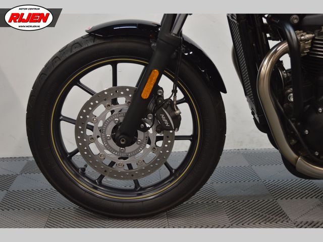 triumph - street-cup