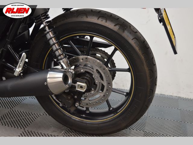 triumph - street-cup