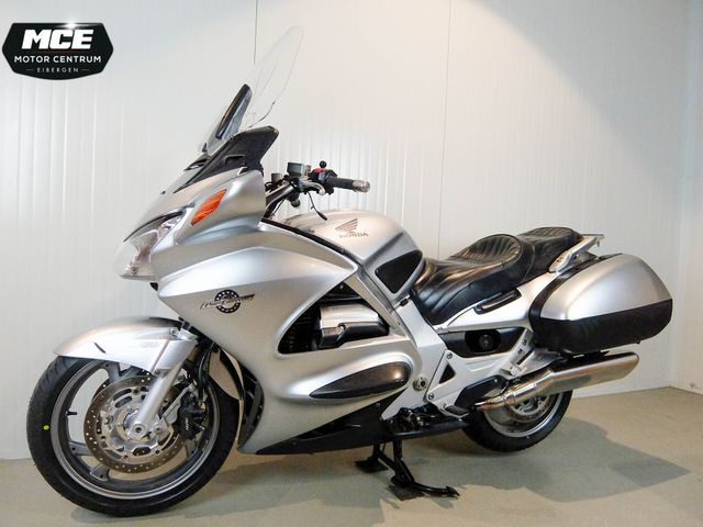 honda - st-1300-pan-european-abs