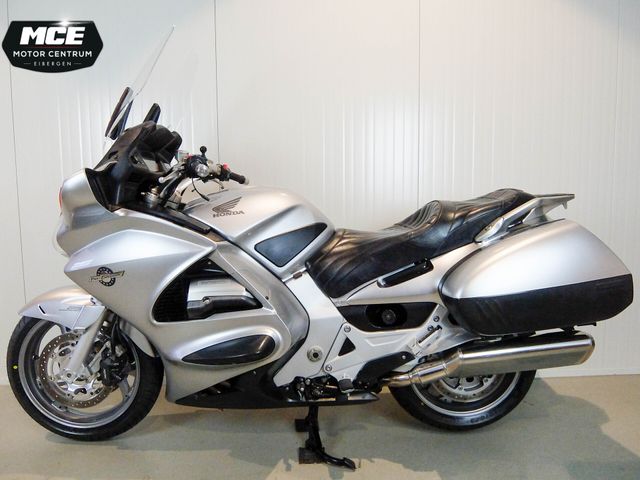 honda - st-1300-pan-european-abs