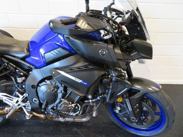 yamaha - mt-10-touring