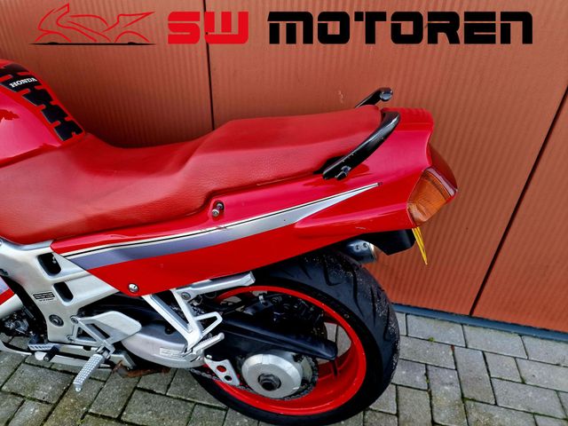 honda - vfr-750-f