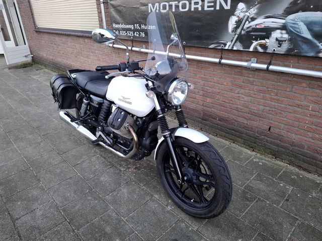 moto-guzzi - v-7-stone