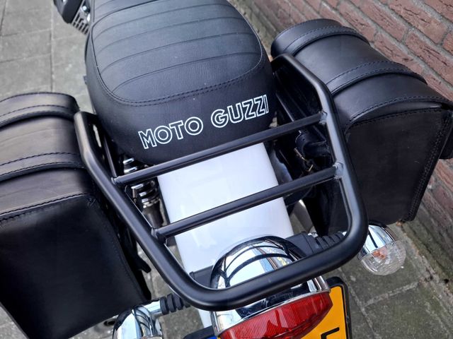 moto-guzzi - v-7-stone