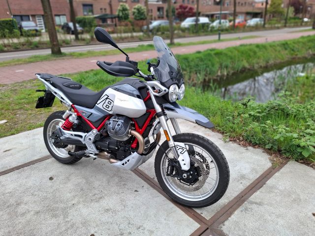 moto-guzzi - v-85-tt