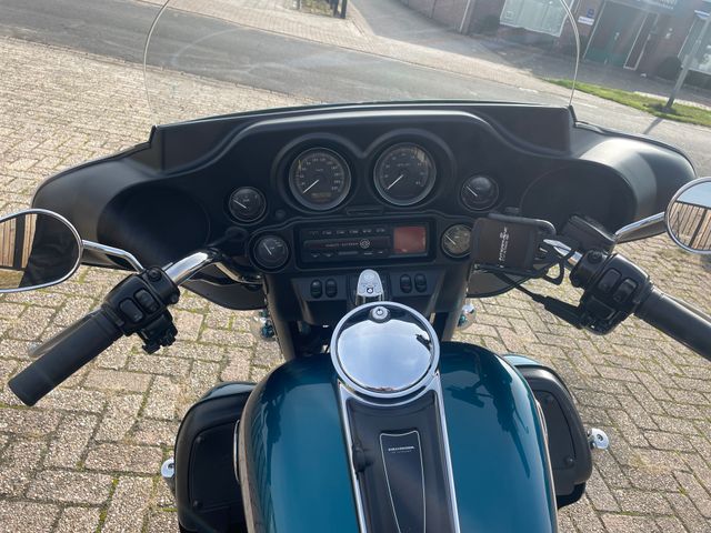 harley-davidson - electra-glide-ultra-classic-flhtcui