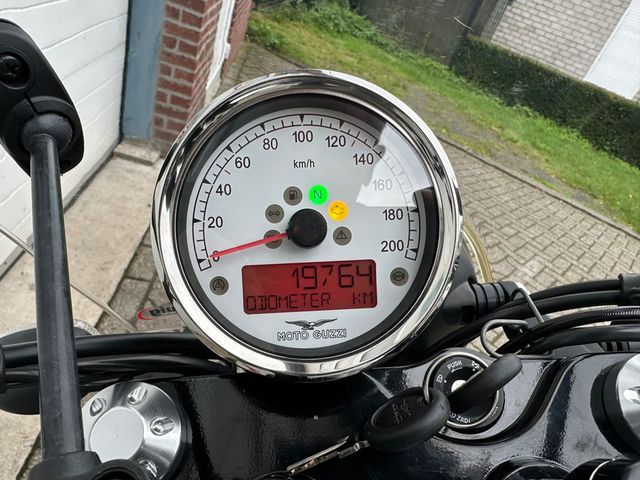 moto-guzzi - v-9-roamer