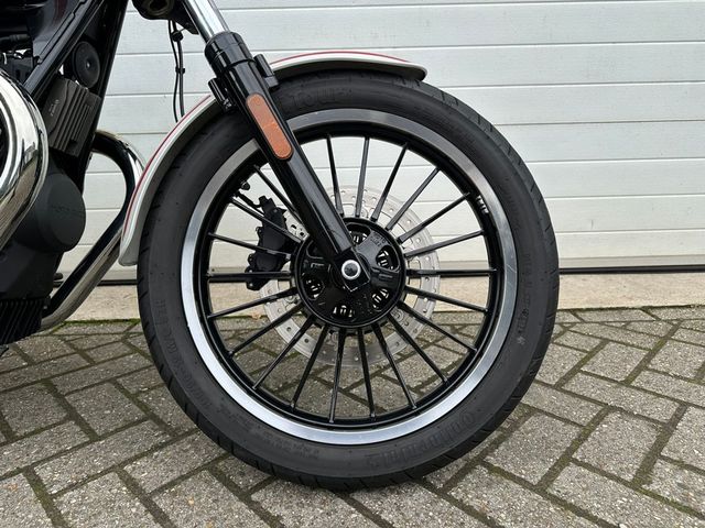 moto-guzzi - v-9-roamer