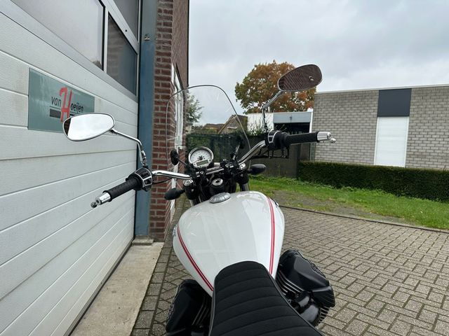 moto-guzzi - v-9-roamer