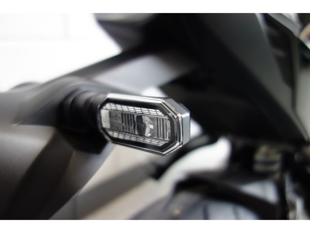 suzuki - gsx-s-1000-abs