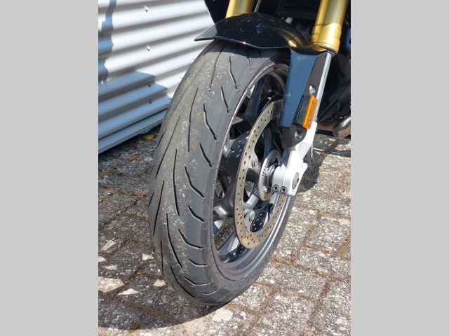 bmw - r-1200-rs