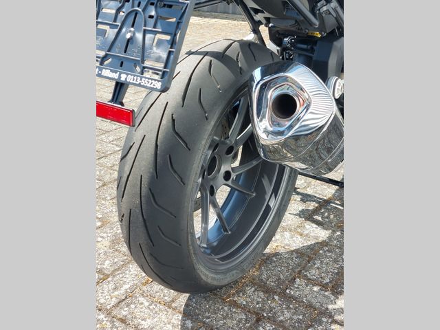 bmw - r-1200-rs