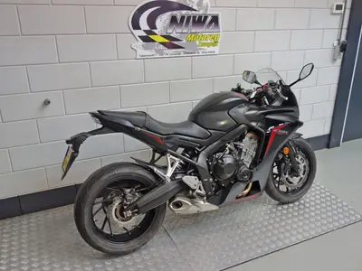 HONDA CBR 650 F – foto 3