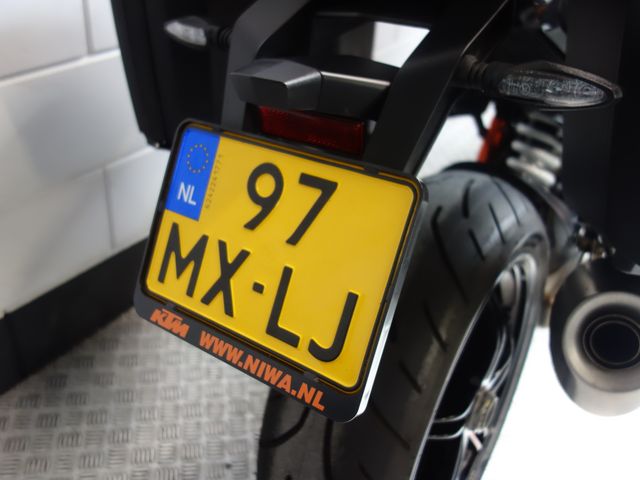 ktm - 1290-super-duke-gt