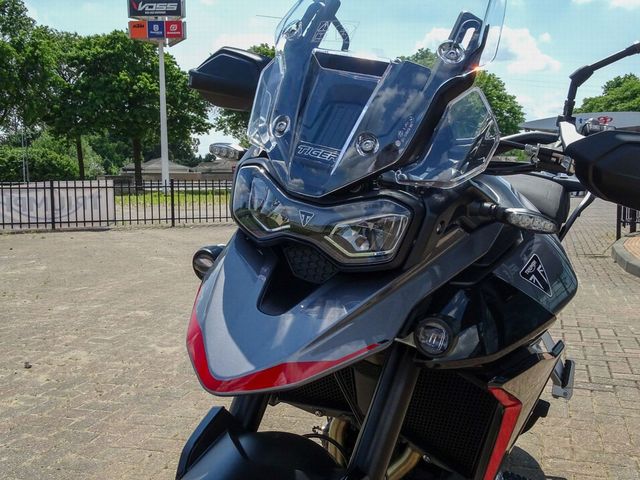 triumph - tiger-900-gt-pro