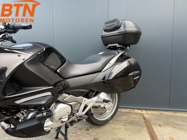 honda - nt-700-v-deauville