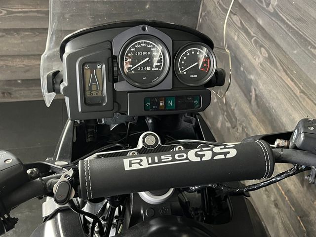 bmw - r-1150-gs