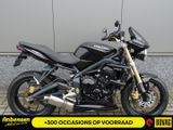 TRIUMPH STREET TRIPLE 675